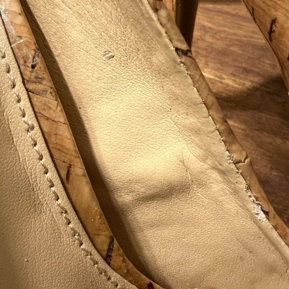 Gianni Bini Leather Heels Size 7M - Picture 8 of 9